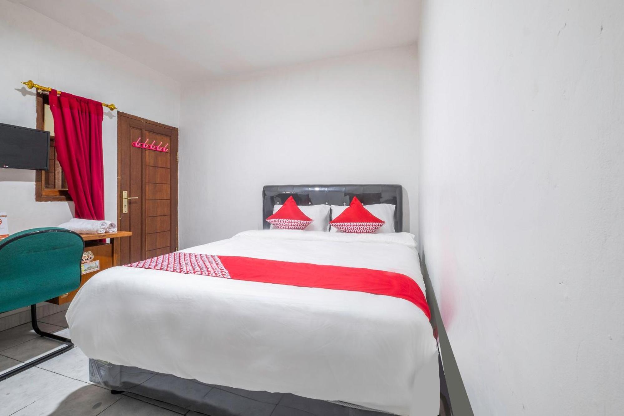 Oyo Life 2391 Baladewa Residence Syariah Karawang Exteriér fotografie